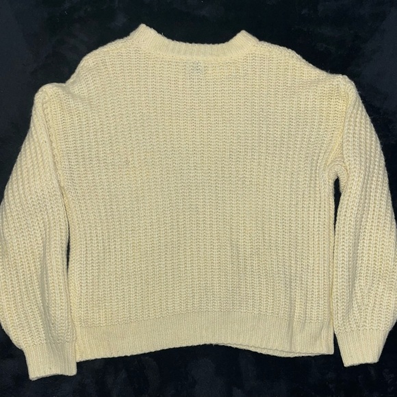Super soft and comfortable cheery yellow sweater. - Picture 2 of 4